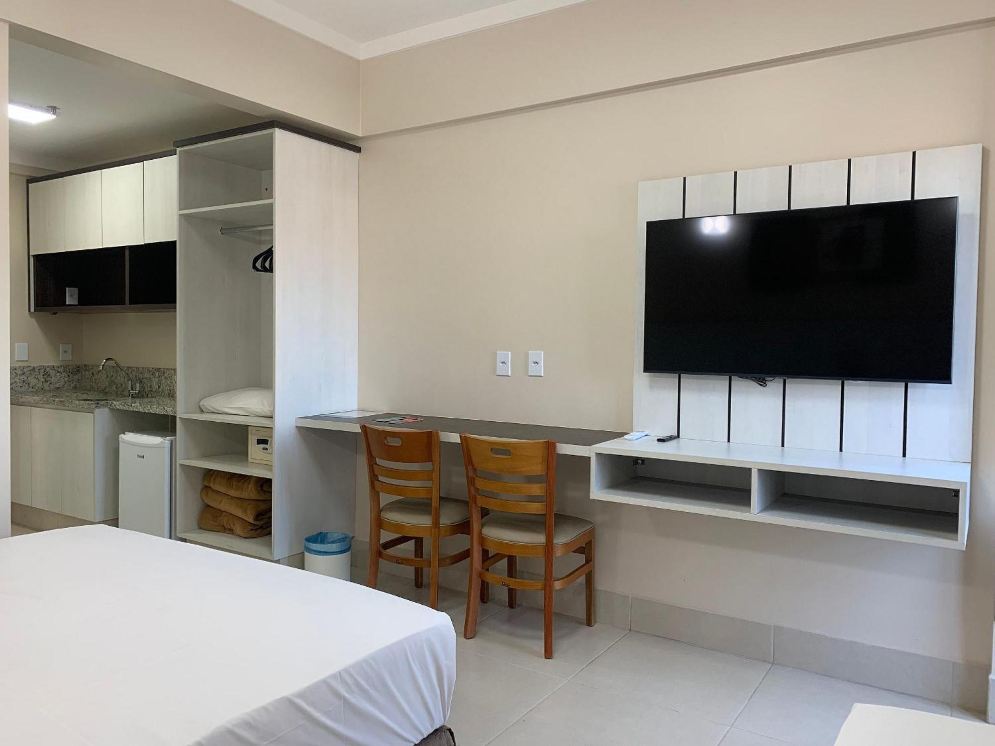 Hotel Spazzio Diroma Cafe Da Manha E Acesso Ao Acqua Park Caldas Novas Extérieur photo
