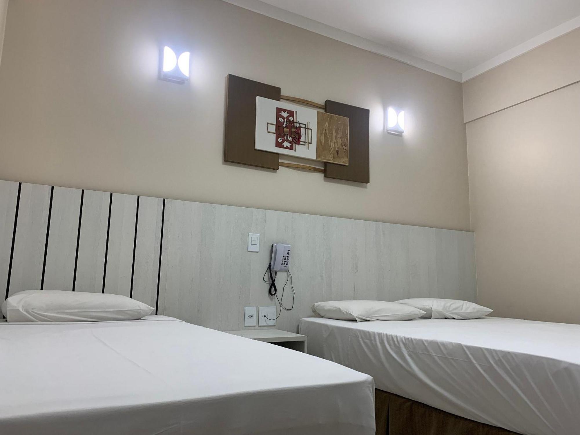 Hotel Spazzio Diroma Cafe Da Manha E Acesso Ao Acqua Park Caldas Novas Extérieur photo