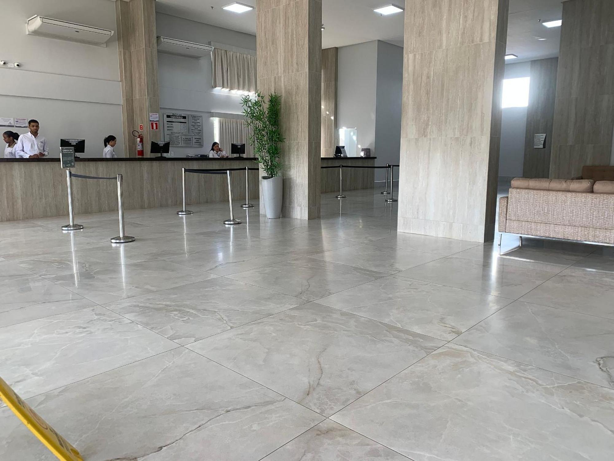 Hotel Spazzio Diroma Cafe Da Manha E Acesso Ao Acqua Park Caldas Novas Extérieur photo