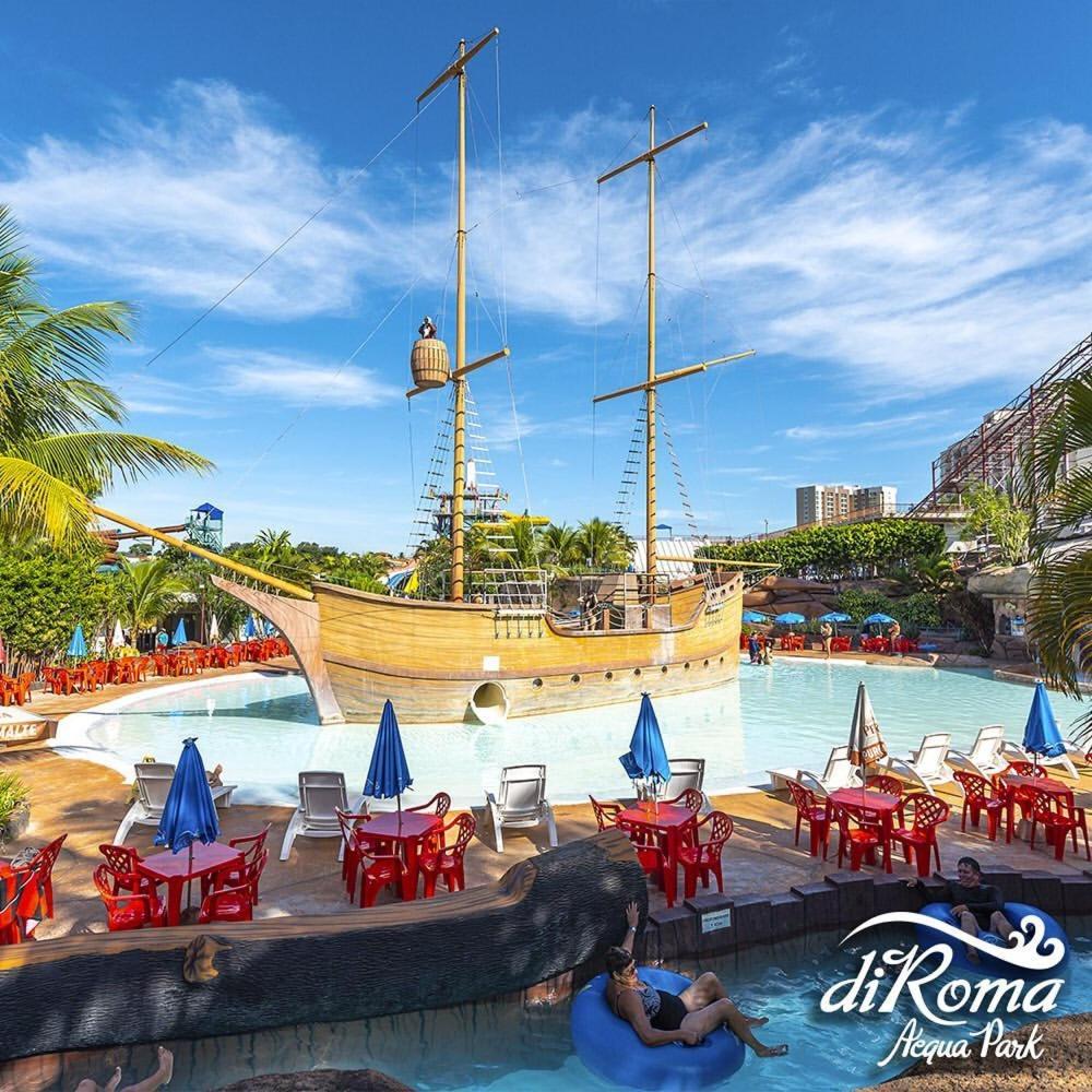Hotel Spazzio Diroma Cafe Da Manha E Acesso Ao Acqua Park Caldas Novas Extérieur photo